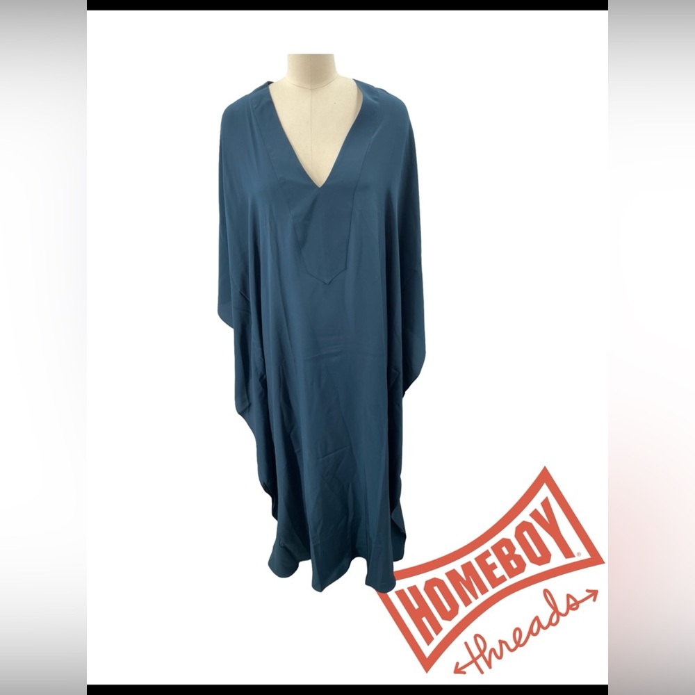 OCEAN+MAIN LOS ANGELES 100% Silk Blue V-Neck Kaftan